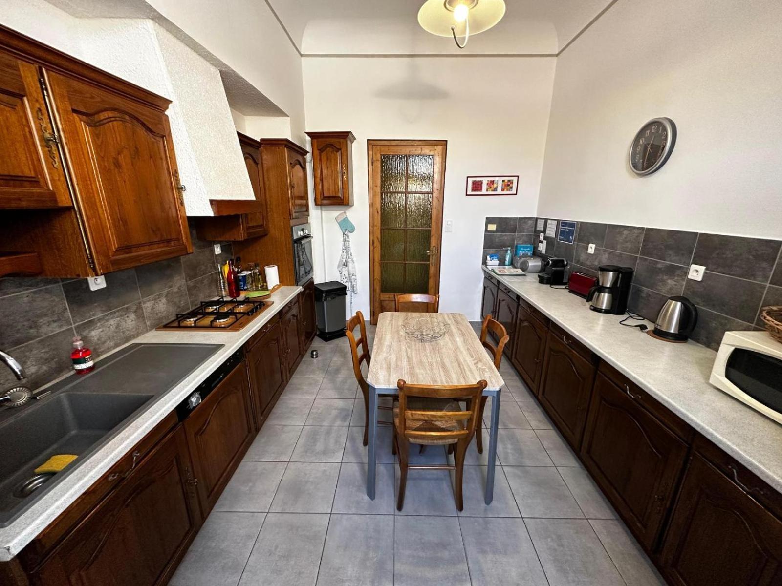 Appartement 4 A 8 Personnes, Spacieux De Standing Classe 4 Etoiles 尼姆 外观 照片